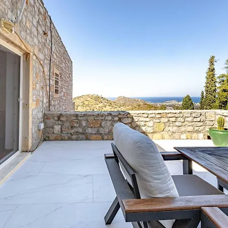 Luxurious In With Private Pool And Breathtaking Sea Views Vilă *