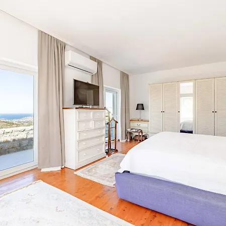 Luxurious In With Private Pool And Breathtaking Sea Views *