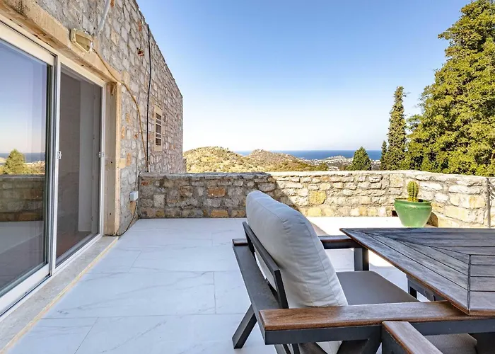 Luxurious In With Private Pool And Breathtaking Sea Views Villa *