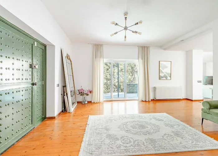 Luxurious In With Private Pool And Breathtaking Sea Views *