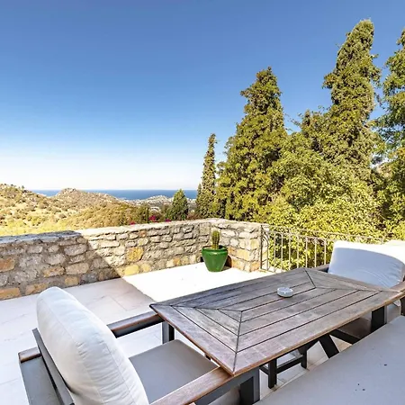 Luxury 2-storey With Stunning Views Near Marina Villa Yalikavak