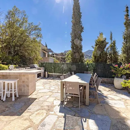 Villa Luxury 2-storey With Stunning Views Near Marina Yalikavak