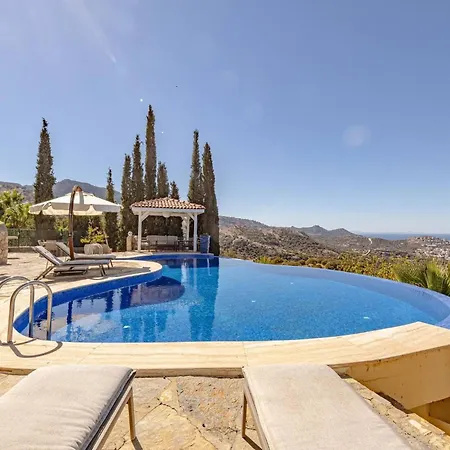 Luxury 2-storey With Stunning Views Near Marina Villa Yalikavak