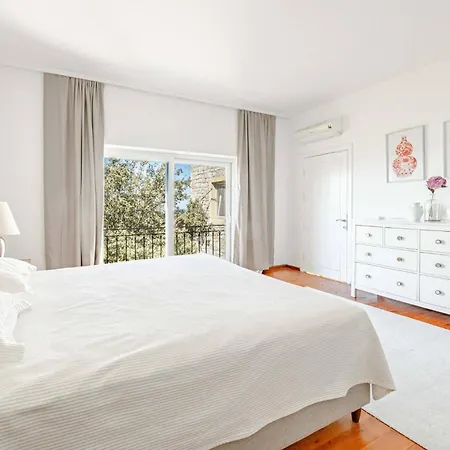 Villa Luxury 2-storey With Stunning Views Near Marina Yalikavak